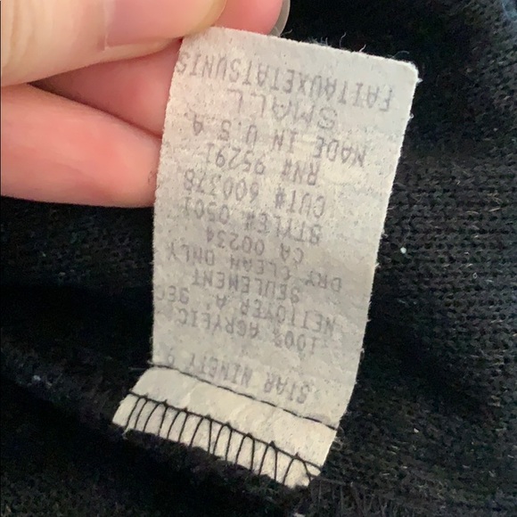 Black Teddy Quarter-Zip - Picture 6 of 6